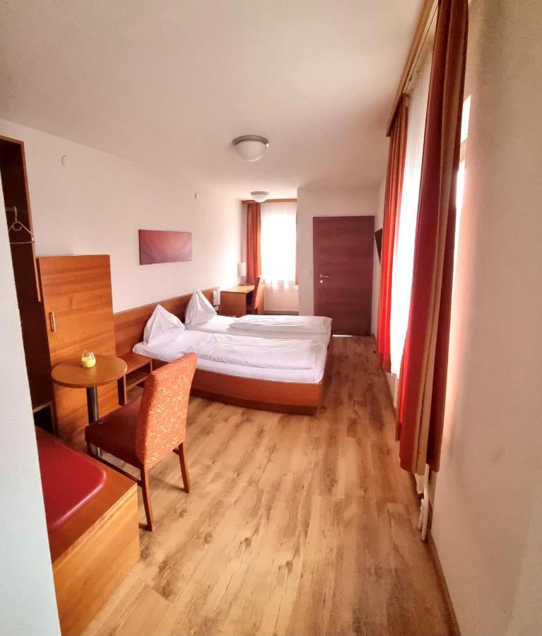 Schillerhof Hotel Garni Vöcklabruck Extérieur photo