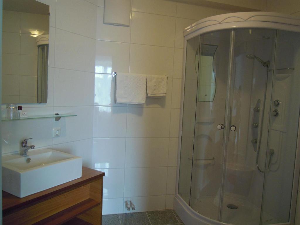 Schillerhof Hotel Garni Vöcklabruck Chambre photo