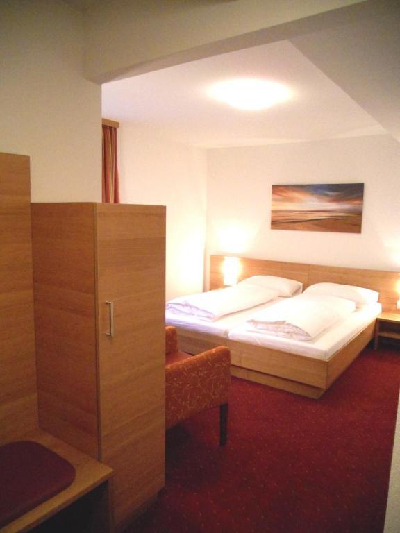 Schillerhof Hotel Garni Vöcklabruck Chambre photo